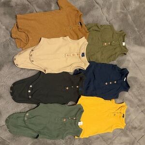 Baby body suits from old navy